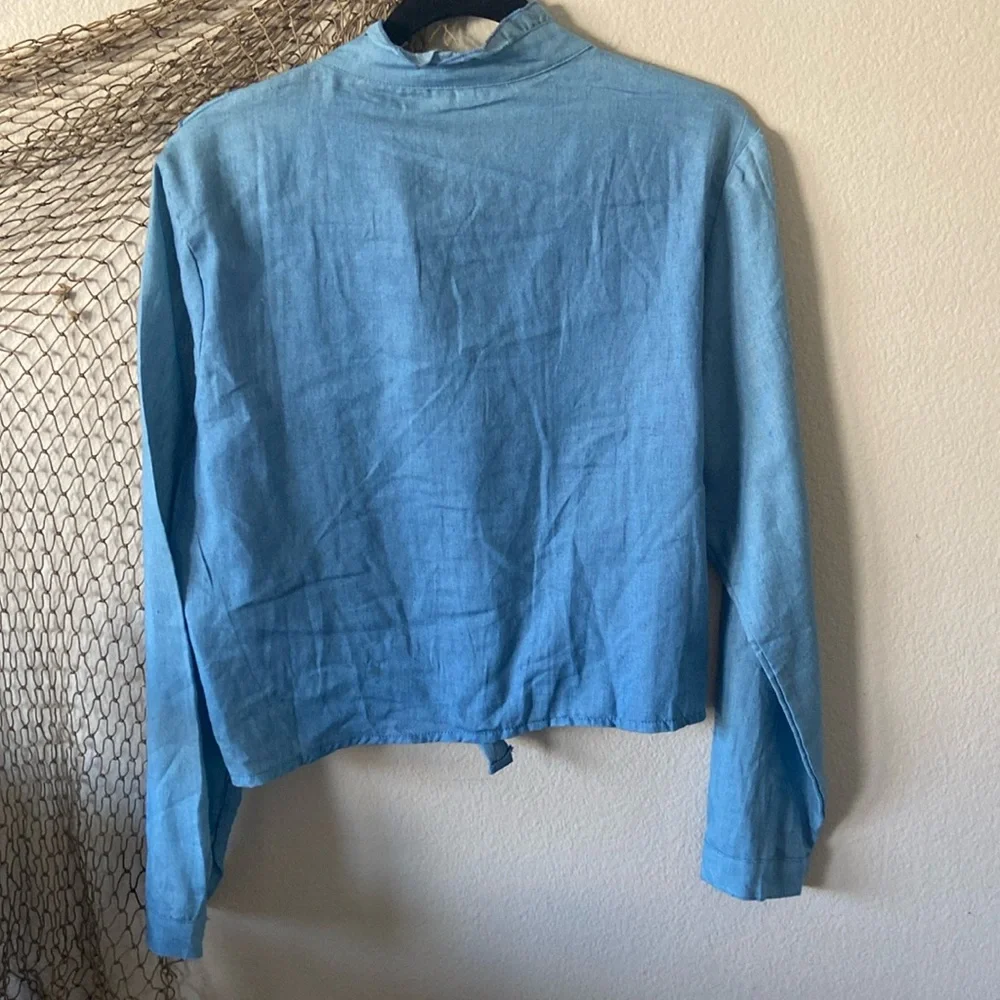 Button Down Ruffles - Picture 3 of 5